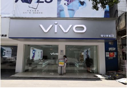 楚雄}做一个门店面广告招牌需要多少钱？