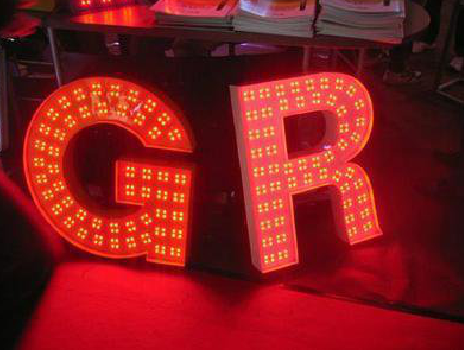 楚雄LED发光字有哪些优势？