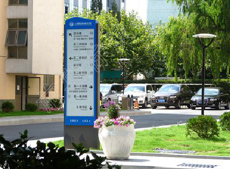 楚雄哪些因素影响宣传栏的制作？